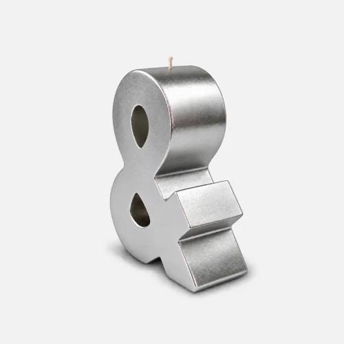 dekoracyjna świeca Ampersand.webp